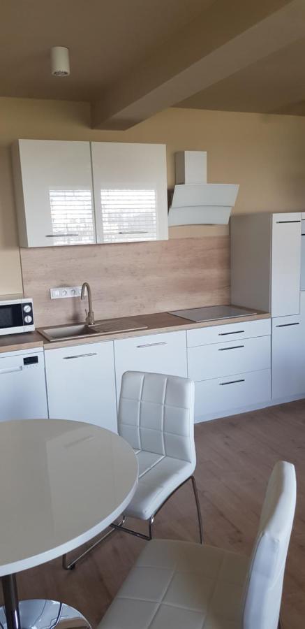 Apartman Greenside Nagymihály Kültér fotó